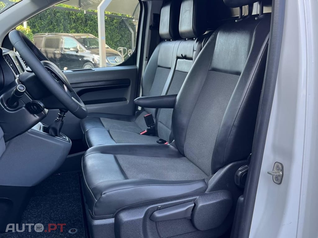 Peugeot Expert 1.6 BlueHDi L2H1 Premium Standard