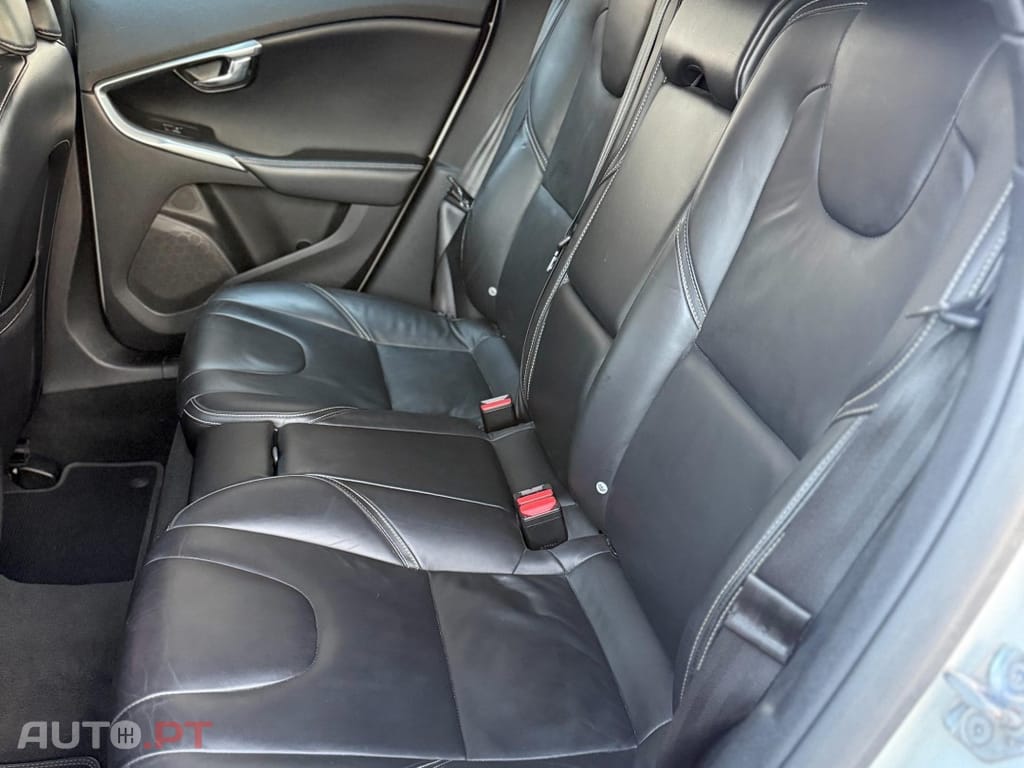 Volvo V40 R-Desing