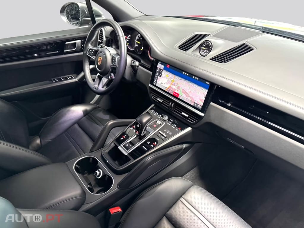 Porsche Cayenne I.V.A DEDUTIVEL E-HYBRID SPORT