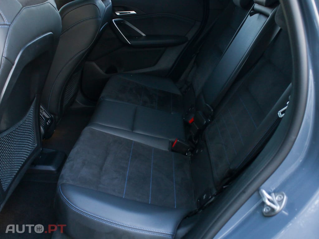 BMW iX1 xDrive30 Pack Desportivo M