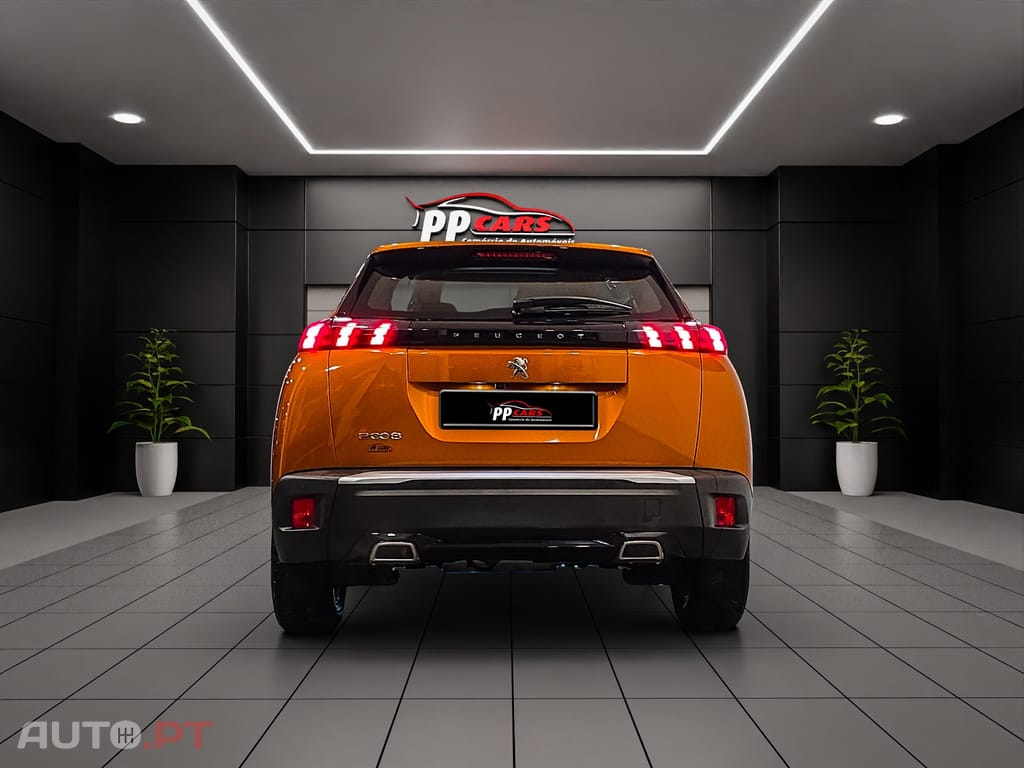 Peugeot 2008 1.2 PureTech Active Pack EAT8