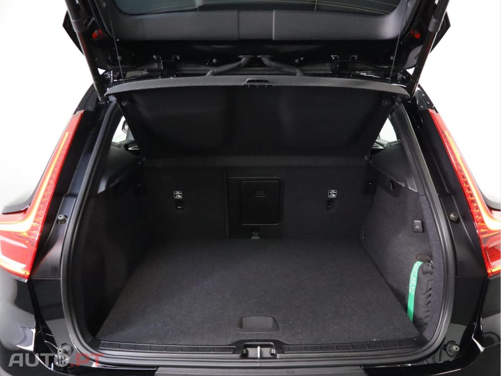 Volvo XC40 1.5 T4 PHEV Core
