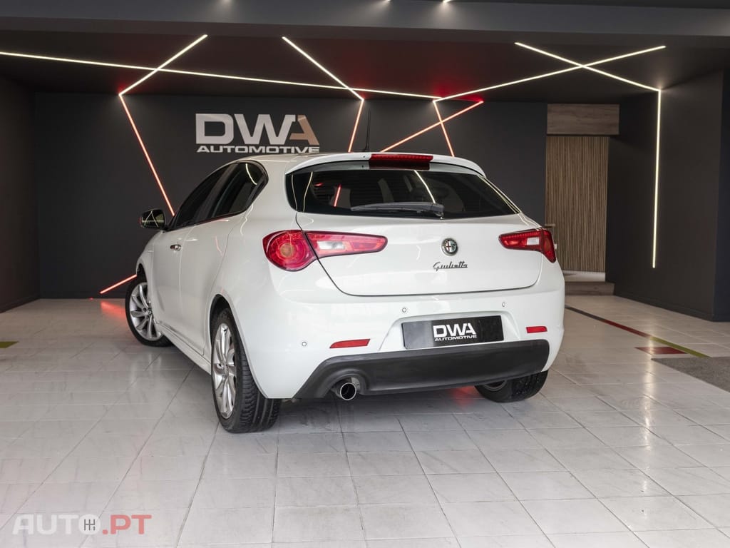 Alfa Romeo Giulietta 1.6 JTDm Progression 57X