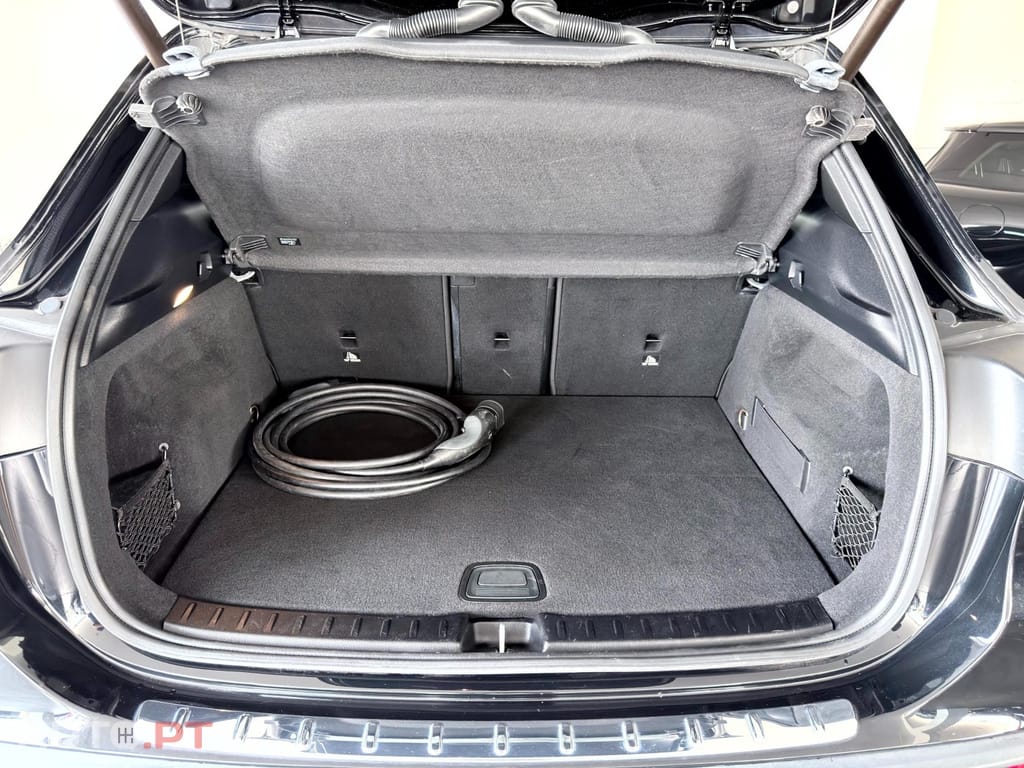 Mercedes-Benz EQA 250 AMG Line