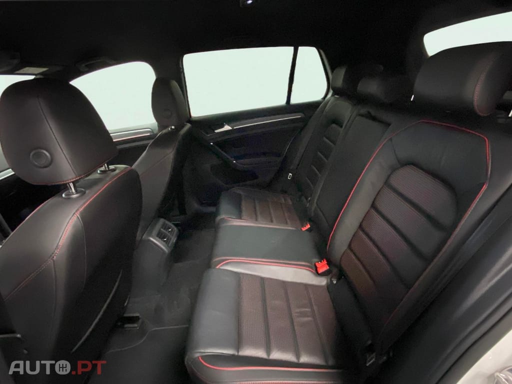 Volkswagen Golf GTI (BlueMotion ) DSG
