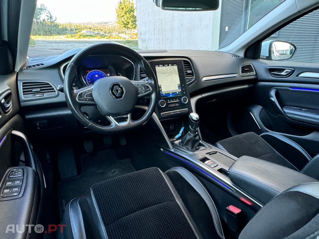 Renault Mégane Sport Tourer BLUE dCi 115 INTENS