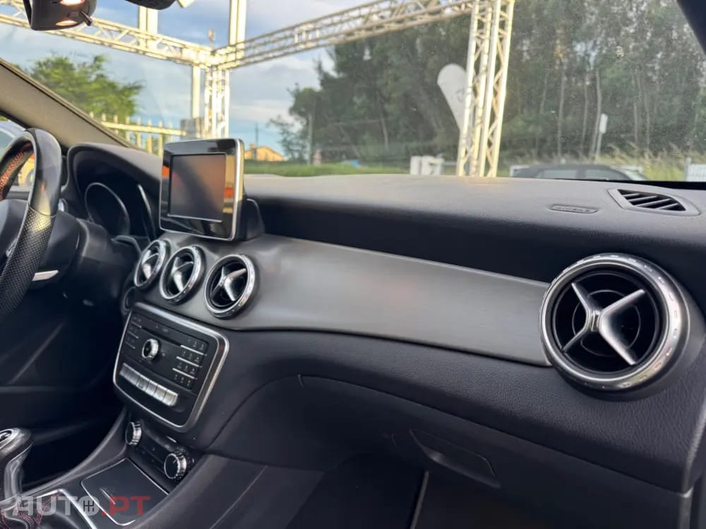 Mercedes-Benz CLA 180 d AMG Line