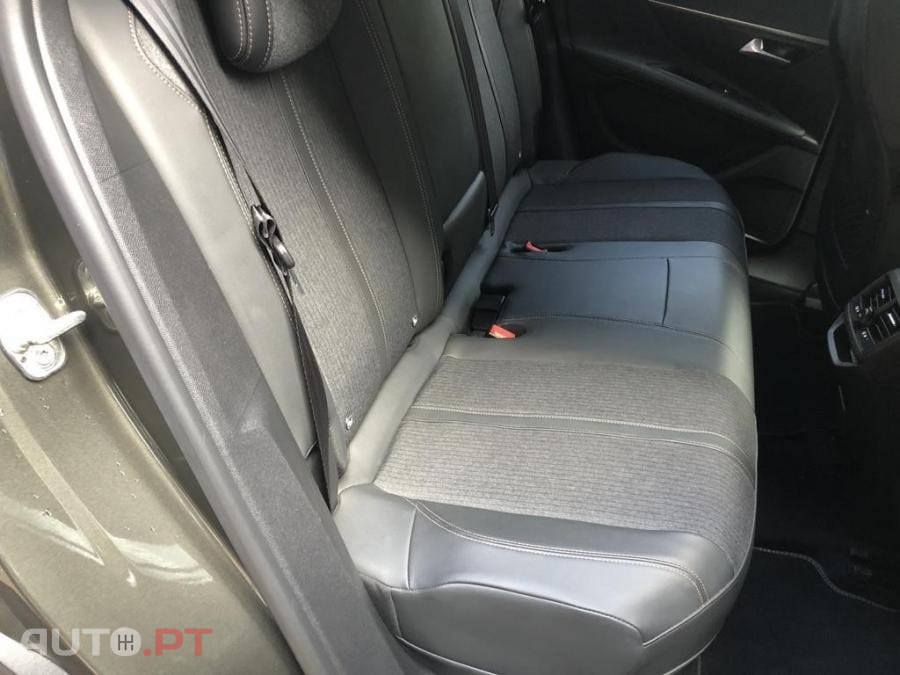Peugeot 3008 1.6 Hybrid GT e-EAT8