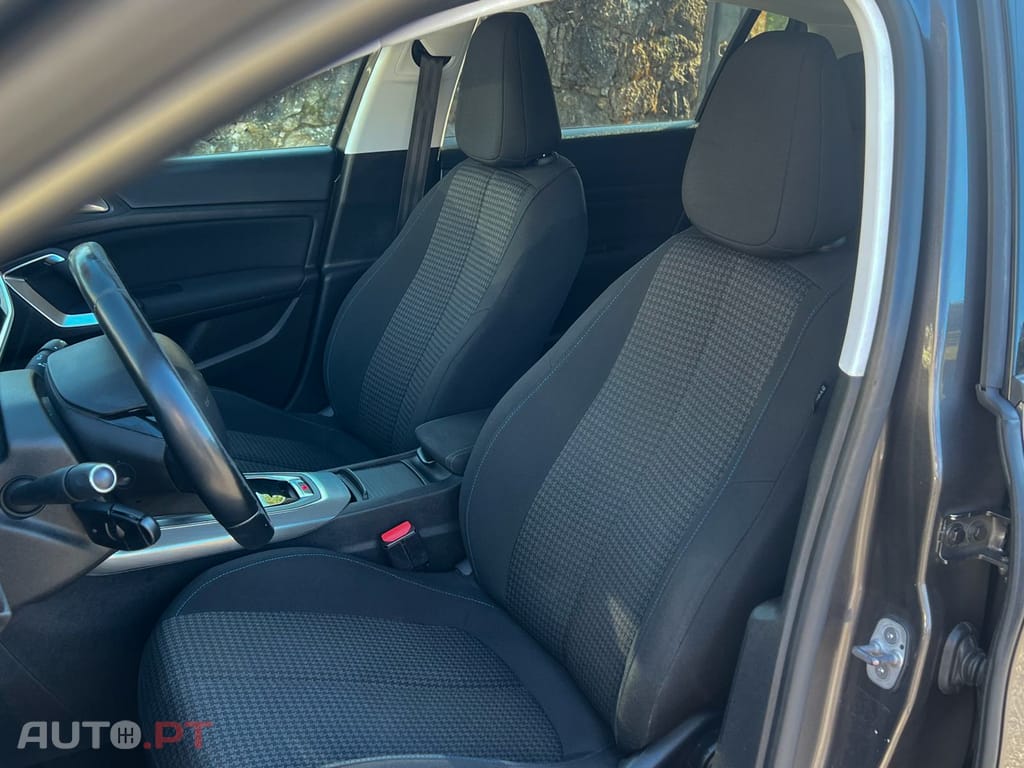 Peugeot 308 1.5 Style BLUEHDI