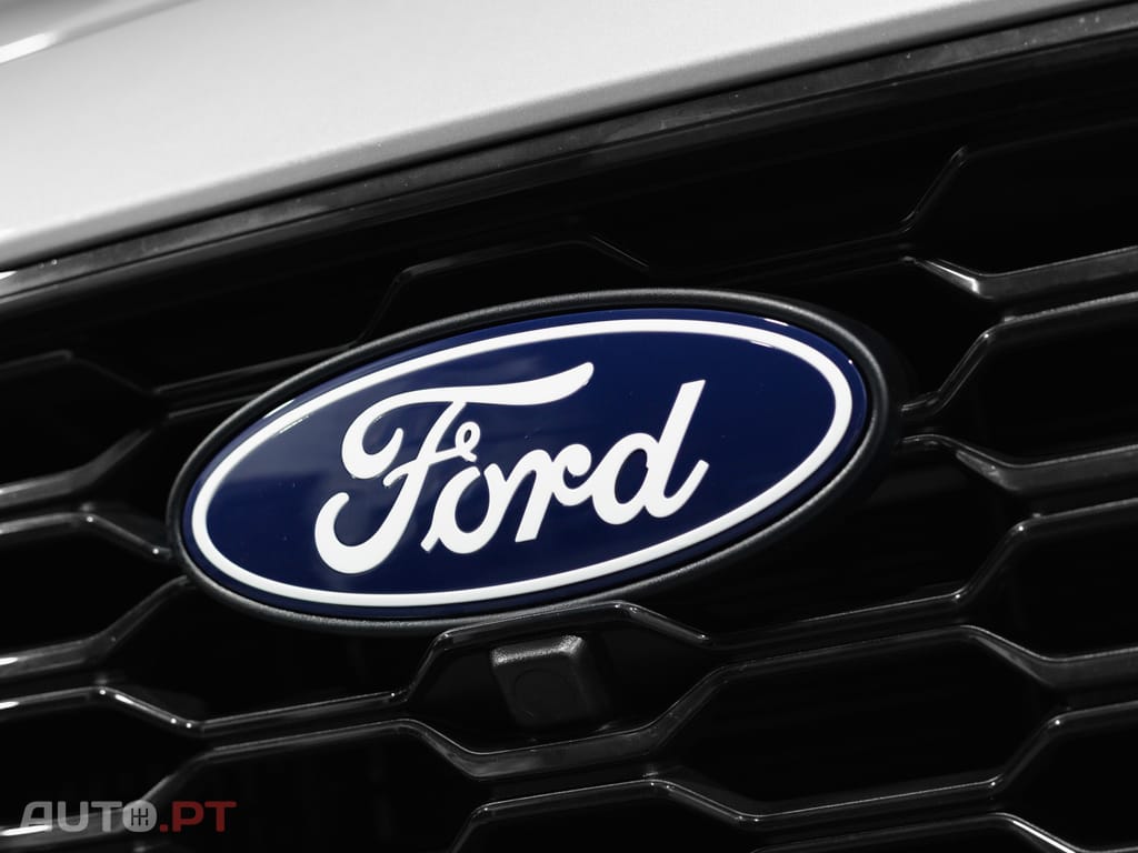 Ford Puma 1.0 EcoBoost MHEV ST-Line