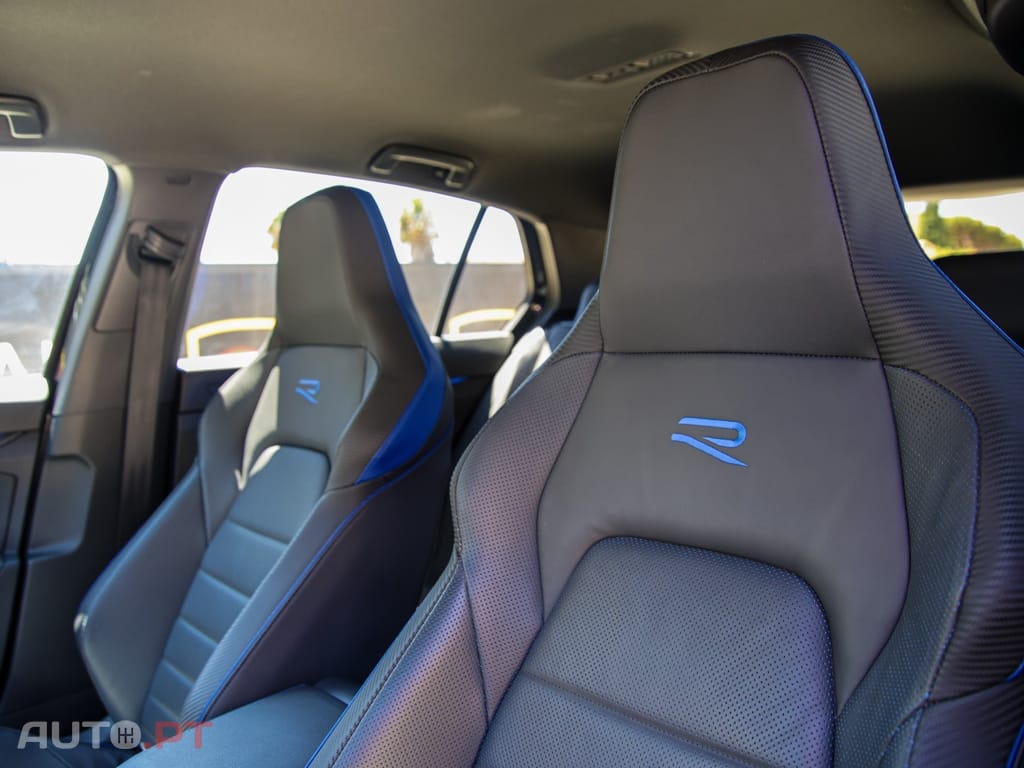 Volkswagen Golf 2.0 TSI R DSG