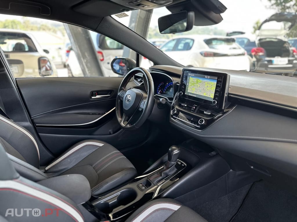 Toyota Corolla Touring Sports 1.8 Hybrid GR-Sport