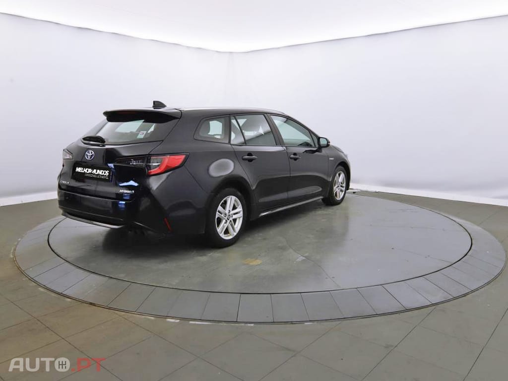 Toyota Corolla Touring Sports 2.0 Hybrid Dynamic Business