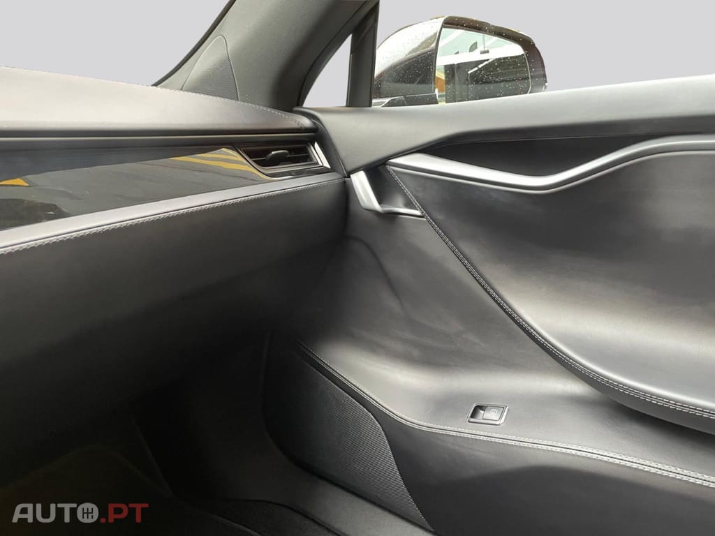 Tesla Model S 75D