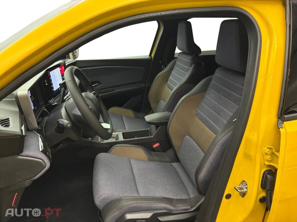 Renault 5 E-Tech Confort Techno