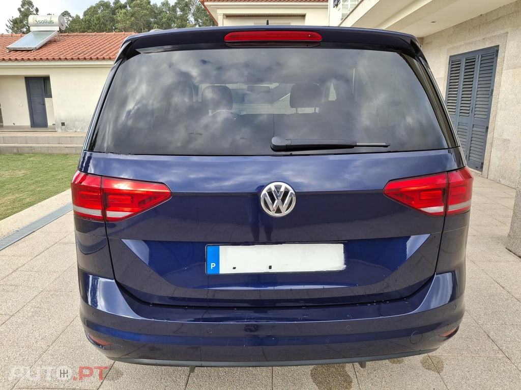 Volkswagen Touran 1.6 tdi confortline