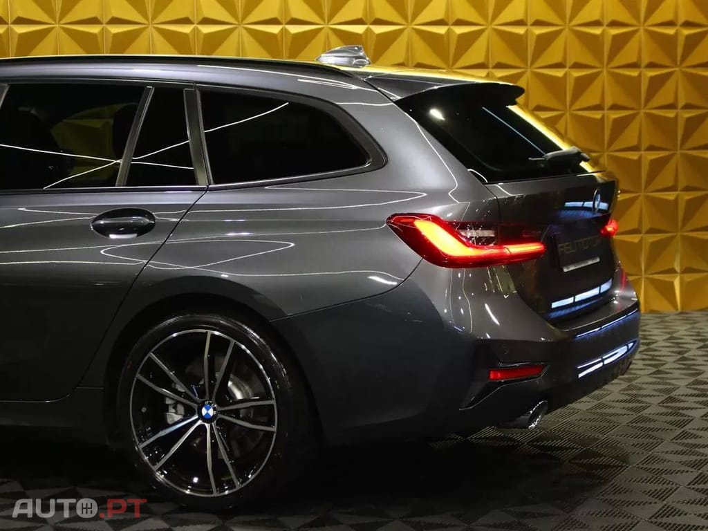 BMW 320 e Line Sport Auto