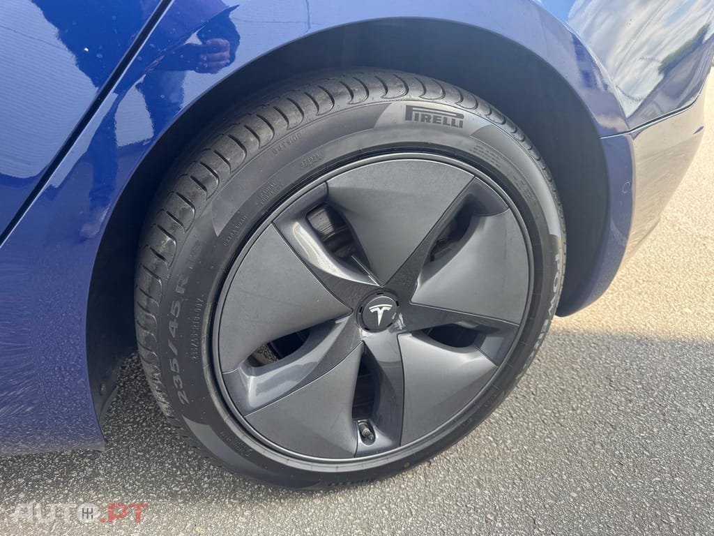Tesla Model 3 Standard RWD Plus