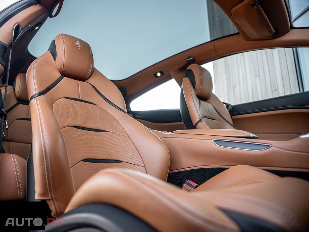 Ferrari California 4.3 V8