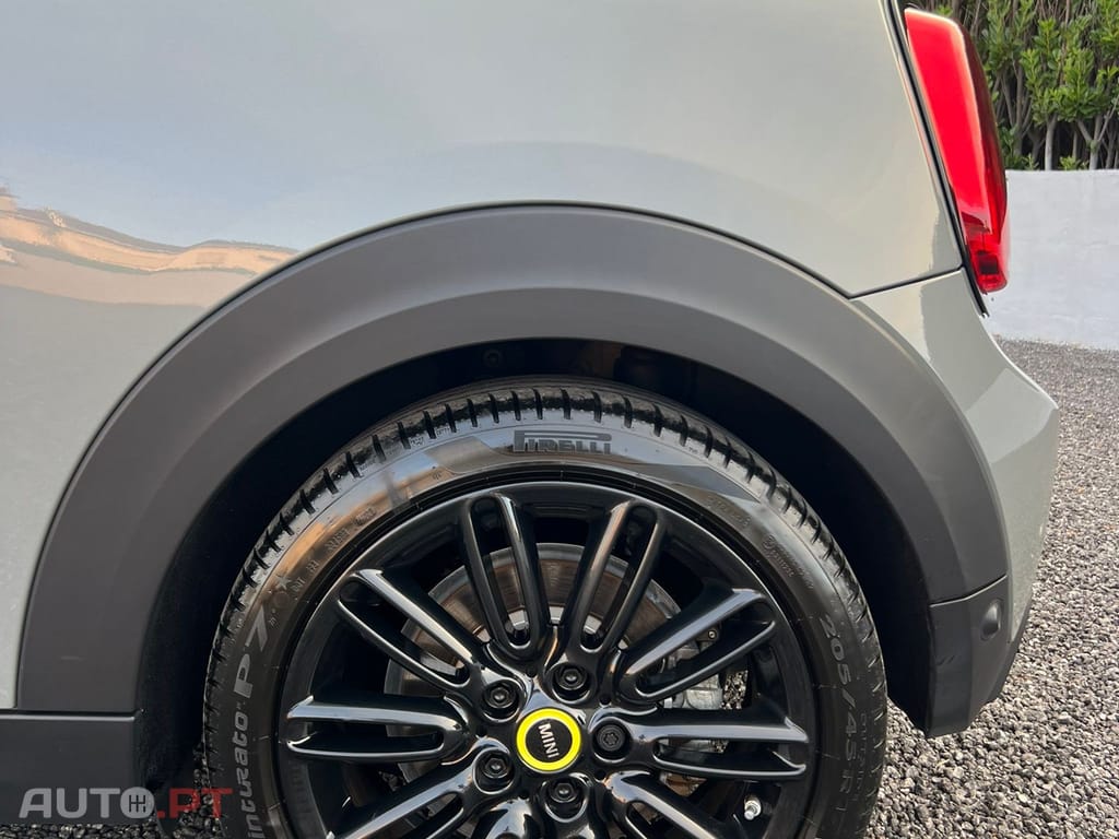 MINI Cooper SE