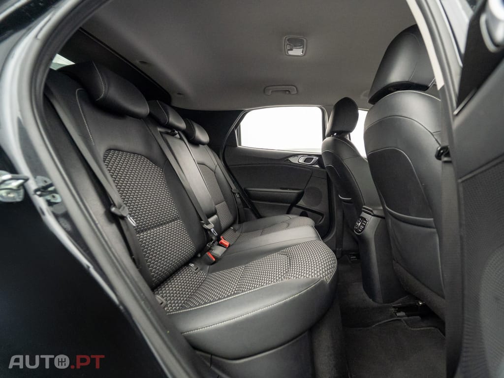 Kia Xceed 1.6 GDi PHEV Drive