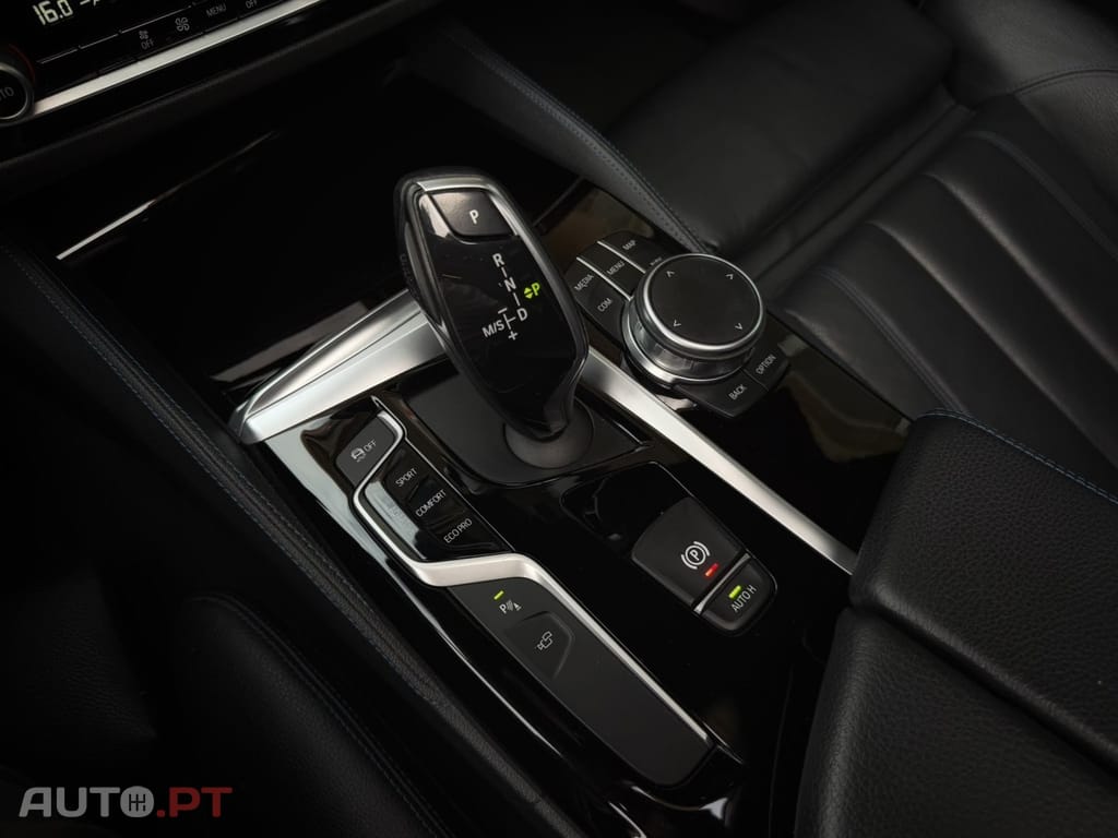 BMW 520 d Pack Desportivo M Auto