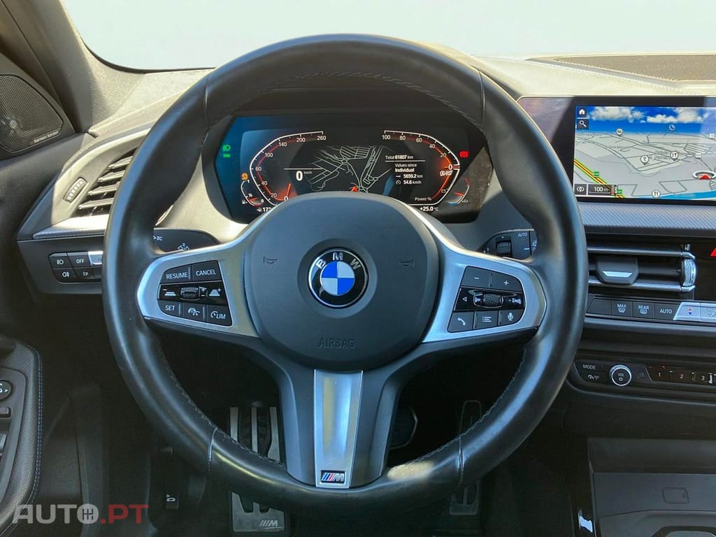BMW 118 i Pack Desportivo M Auto