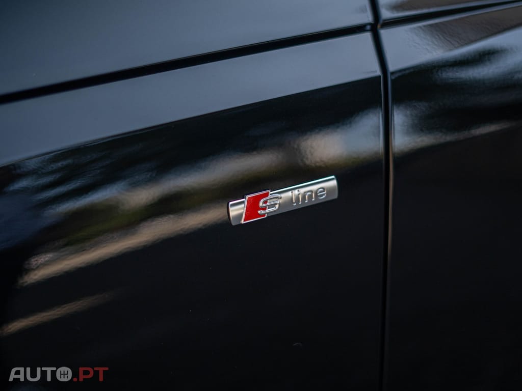 Audi A4 Avant 35 TDI S line S tronic