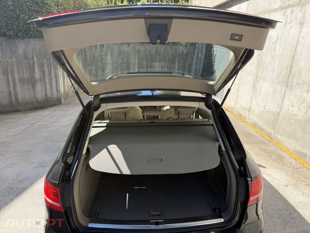 Audi A4 Avant 2.0 TDI s-line