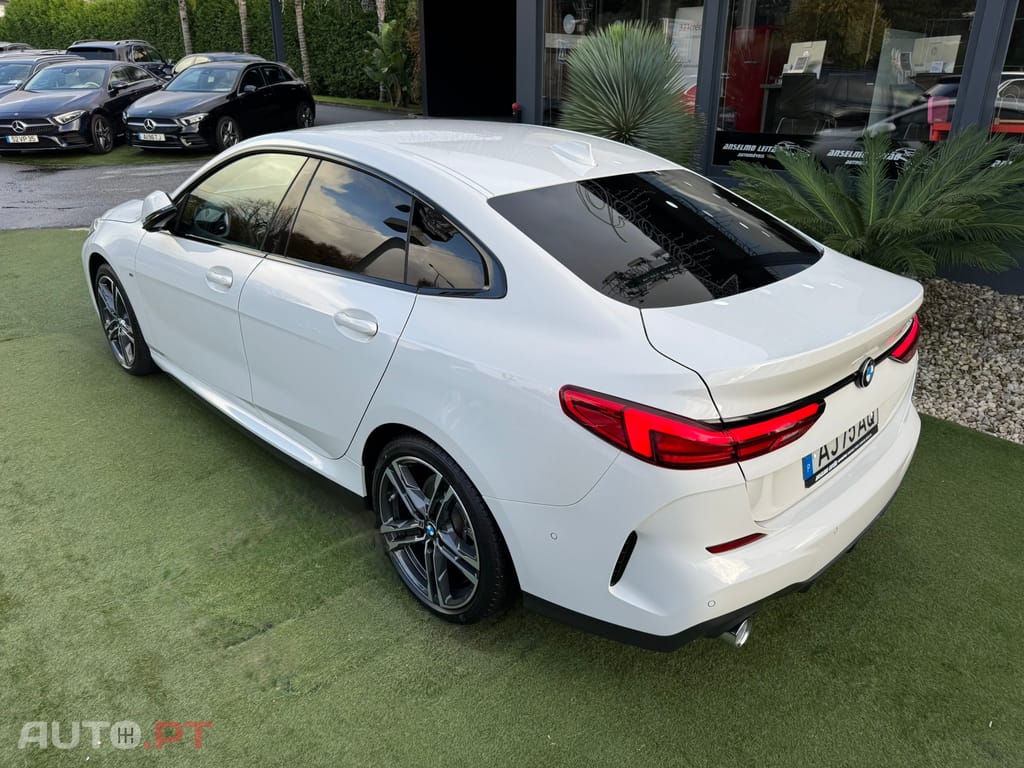 BMW 218 d Pack Desportivo M