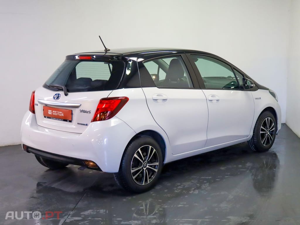 Toyota Yaris 1.5 Híbrido Comfort