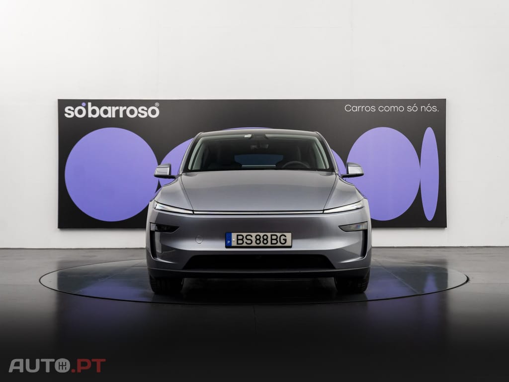 Tesla Model Y Long Range Tração Integral