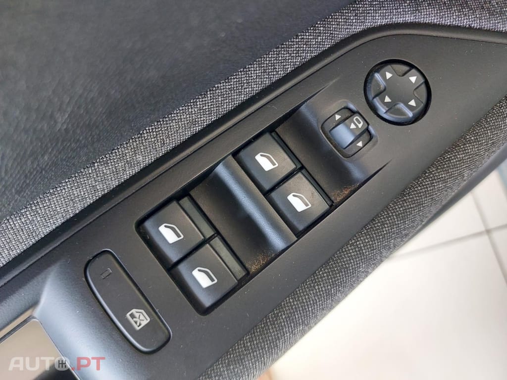 Peugeot 3008 1.5 BlueHDi Active Pack