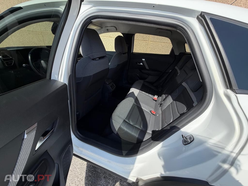Citroen C4 1.5 BlueHDi Shine EAT8