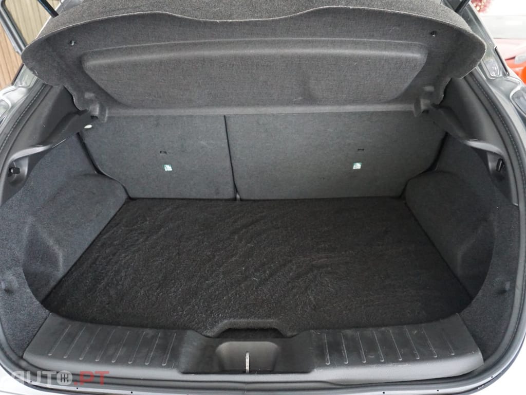 Nissan Juke 1.0 DIG-T N-Connecta