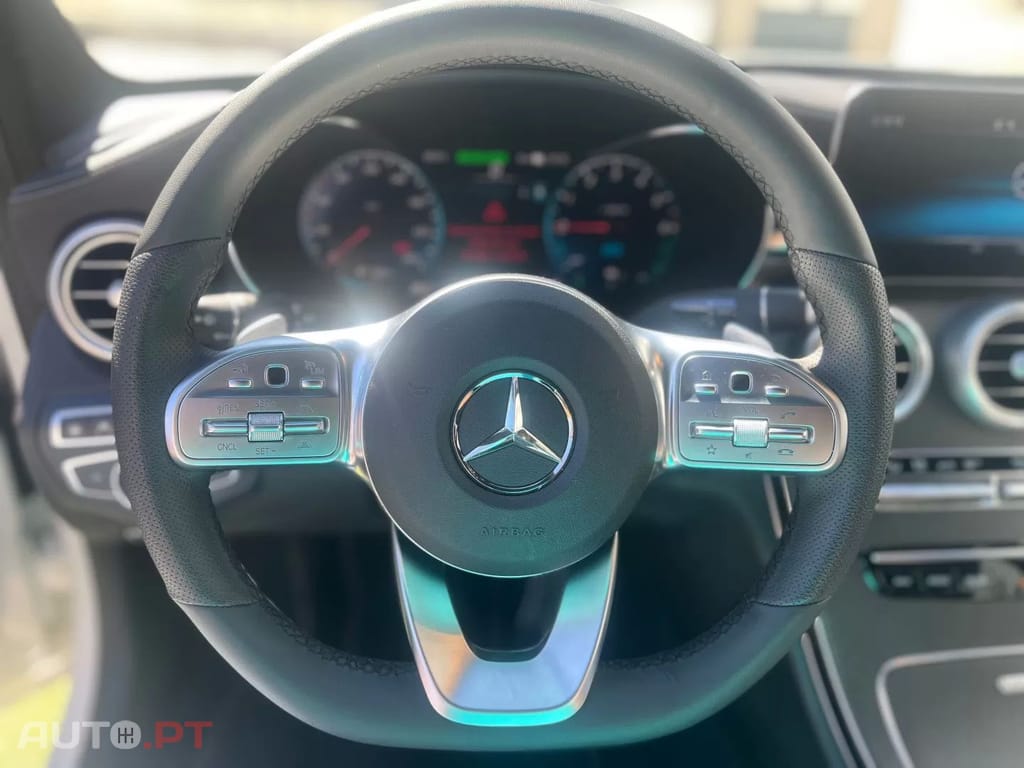 Mercedes-Benz C 300 BlueTEC Hybrid AMG Line