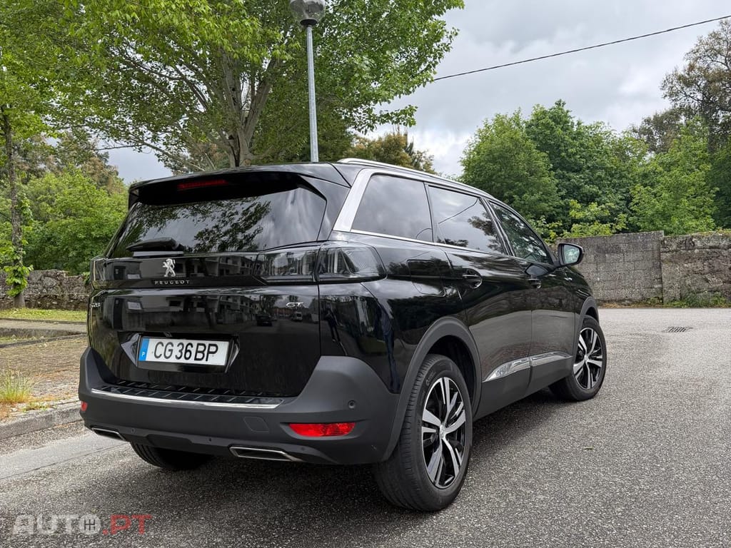 Peugeot 5008 Peugeot 5008 GT line 1.2 PureTech 130cv EAT8 • 2023 • 22.716 km • REVISÃO OFICIAL FEITA. Viseu