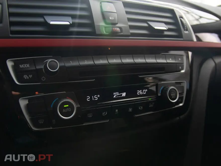 BMW 330 e iPerformance Line Luxury