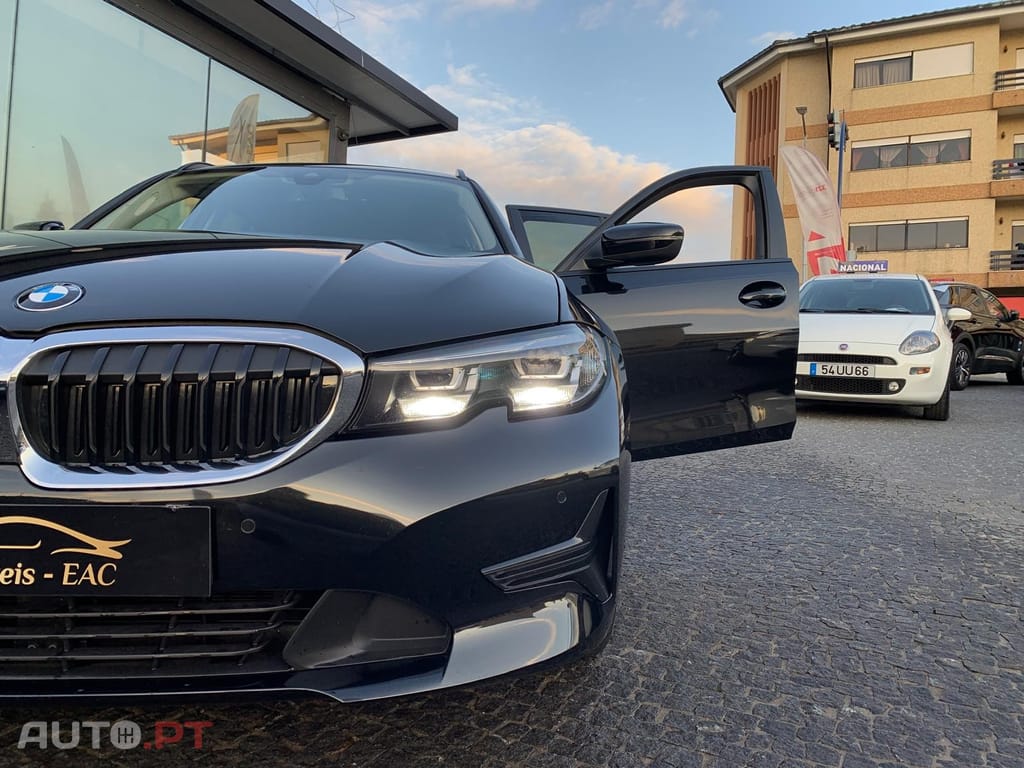 BMW 330 e Touring Line Luxury Auto