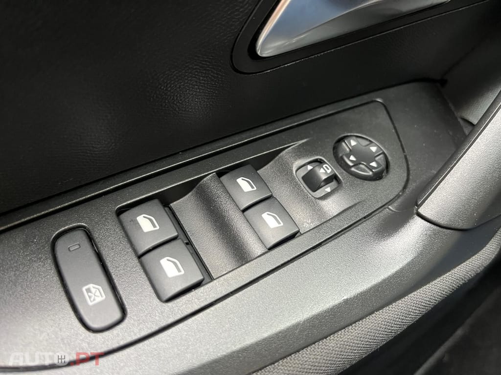 Peugeot 2008 1.5 BlueHdi ACTIVE BUSINESS