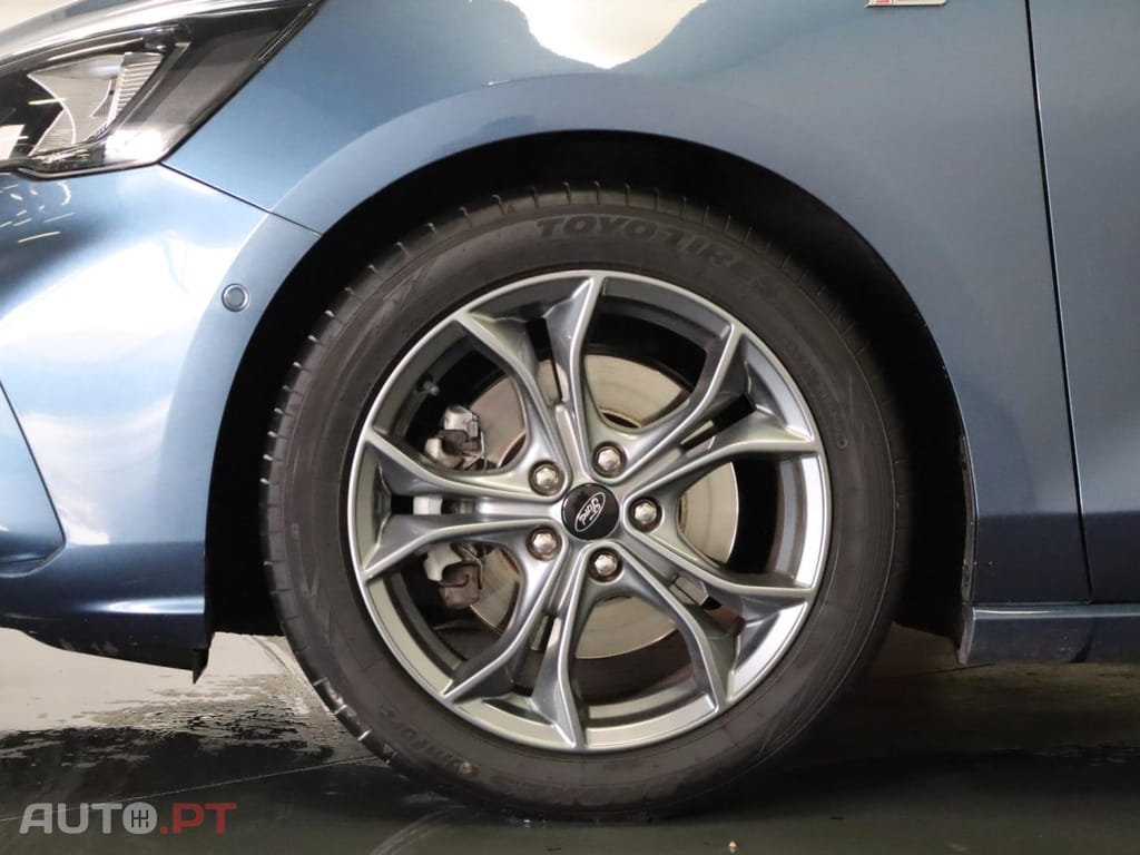 Ford Focus SW 1.0 ECOBOOST MHEV ST-LINE