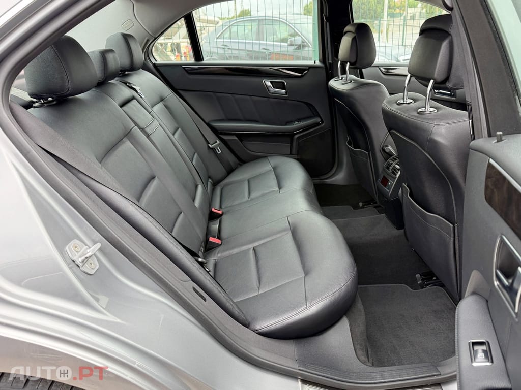 Mercedes-Benz E 220 CDI Avantgarde BE Auto.