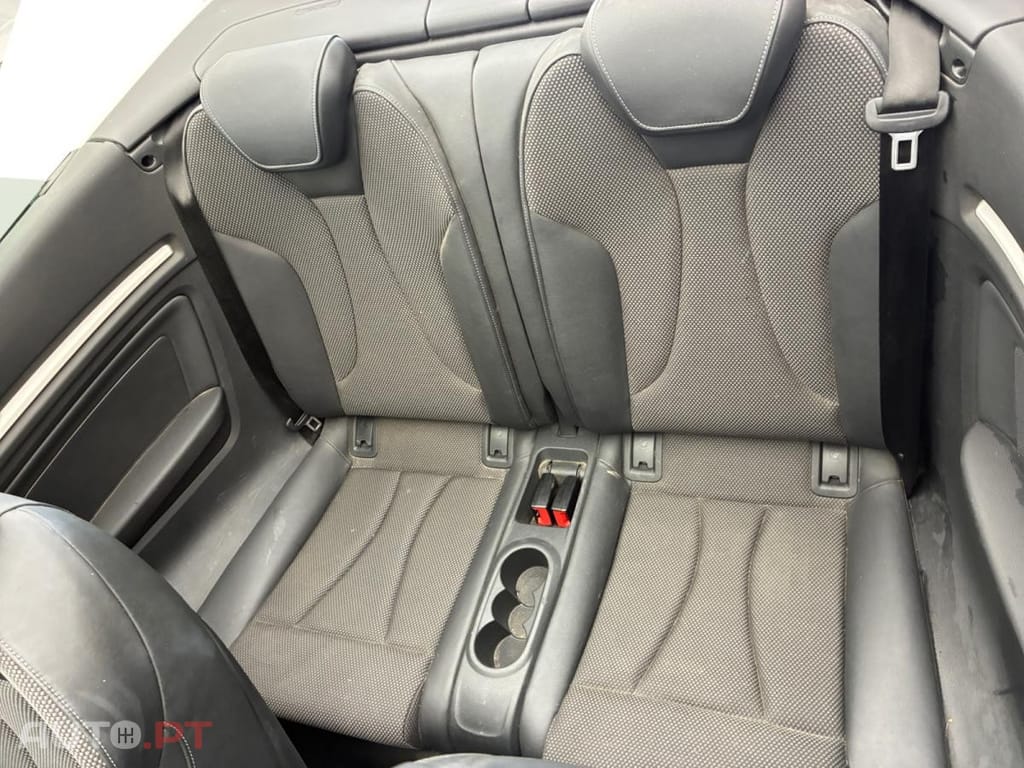 Audi A3 Cabrio 35 TFSi S-line S-tronic