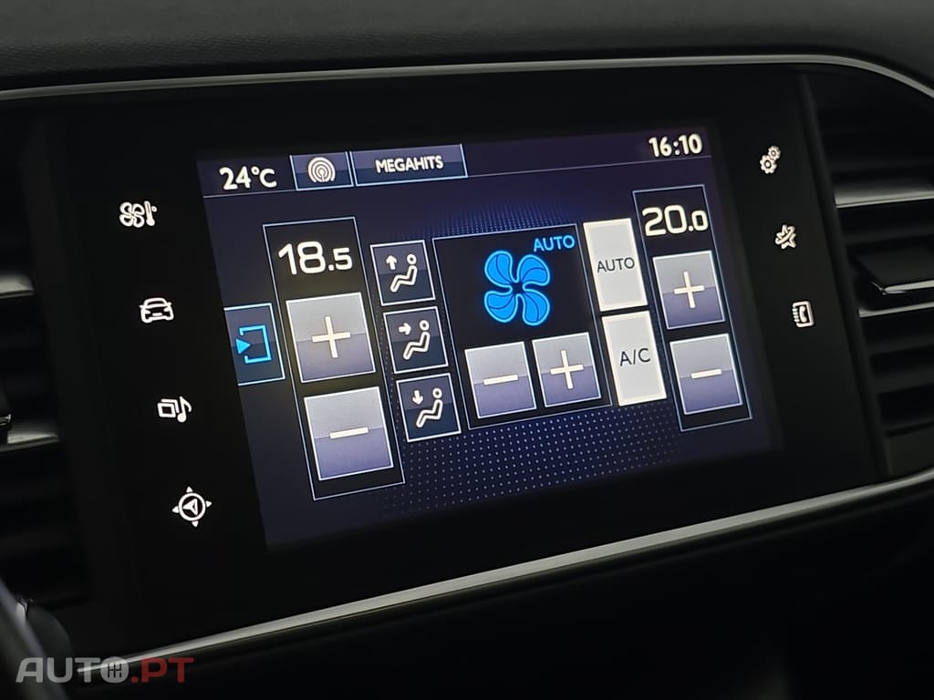 Peugeot 308 1.2 PureTech Allure Faróis Full LED