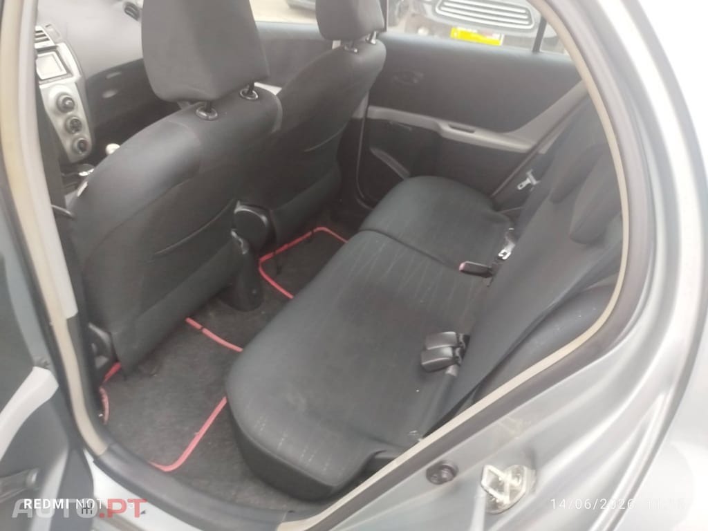 Toyota Yaris 1.0 VVT-i Sol+AC