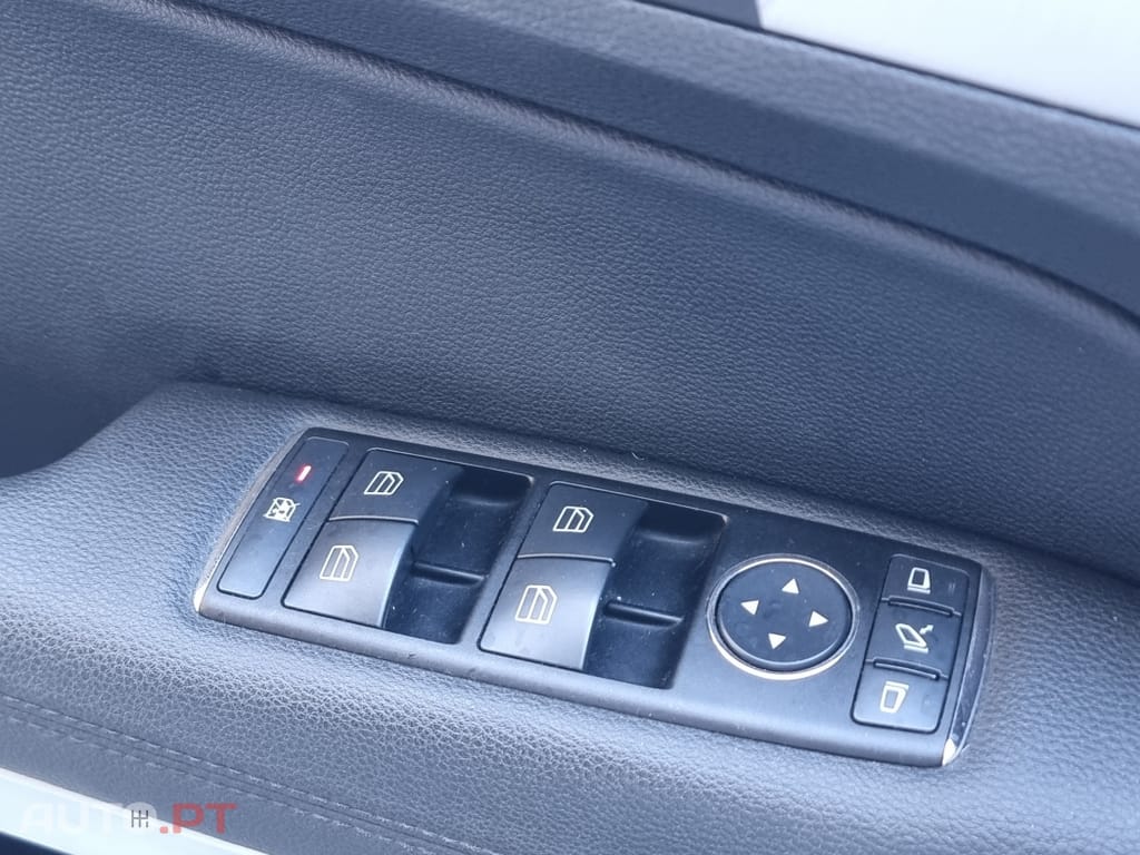 Mercedes-Benz E 250 CDi Elegance BE Auto.