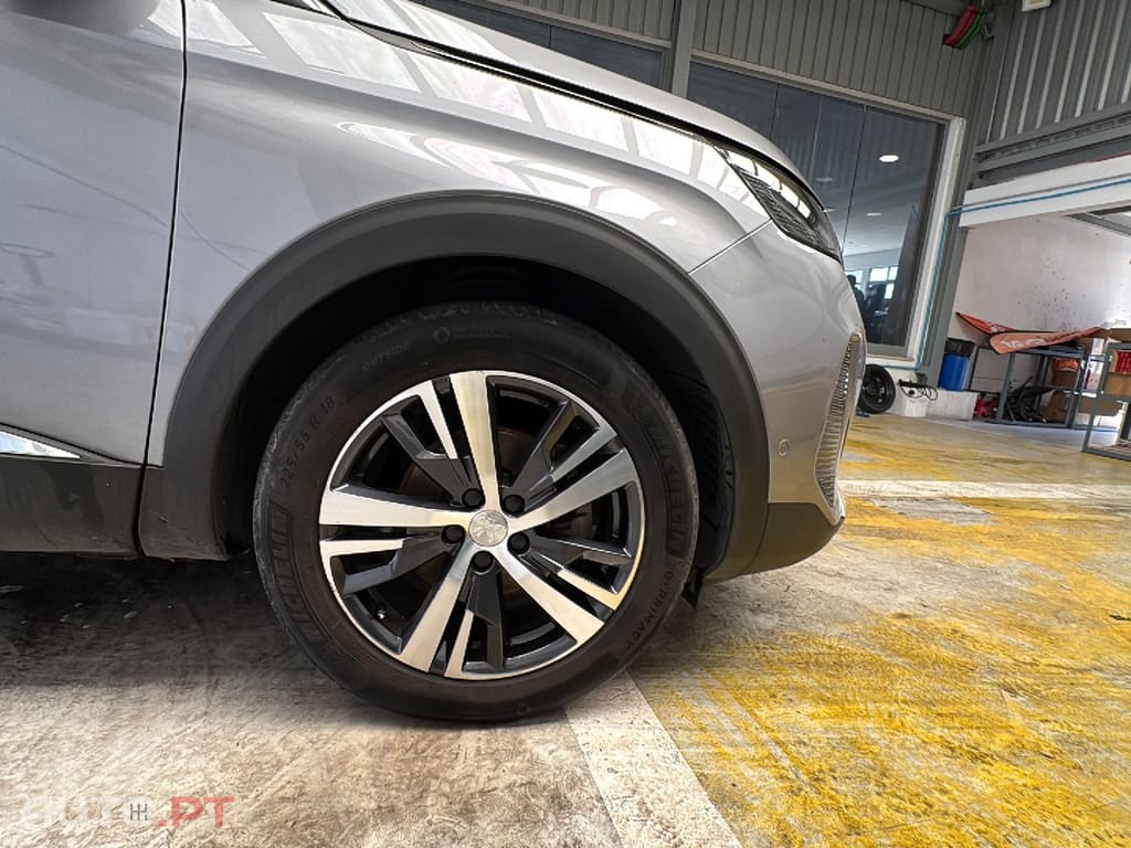 Peugeot 3008 1.5 BlueHDi Allure EAT8