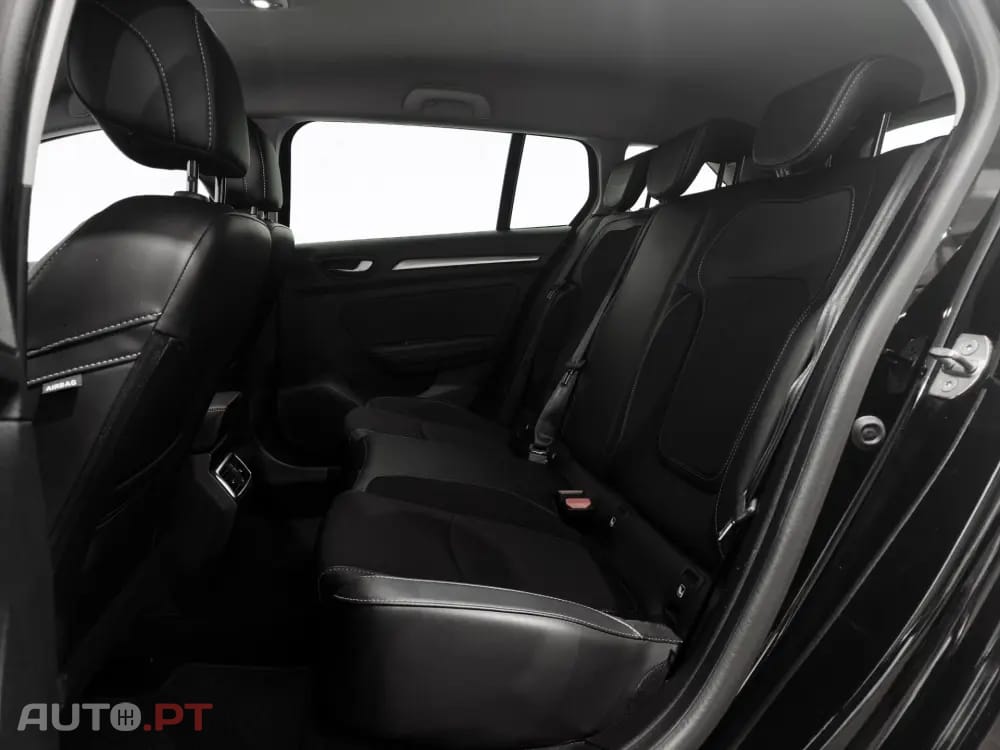 Renault Mégane Sport Tourer 1.6 E-Tech Plug-In Hybrid Equilibre
