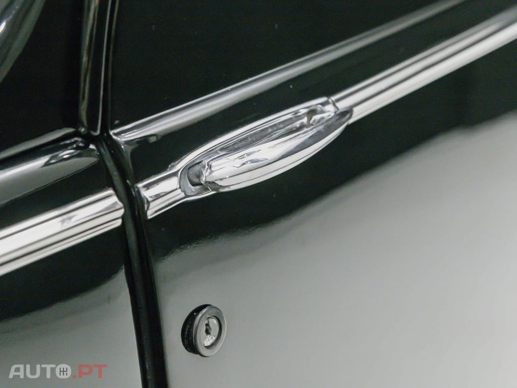 Peugeot 203 A