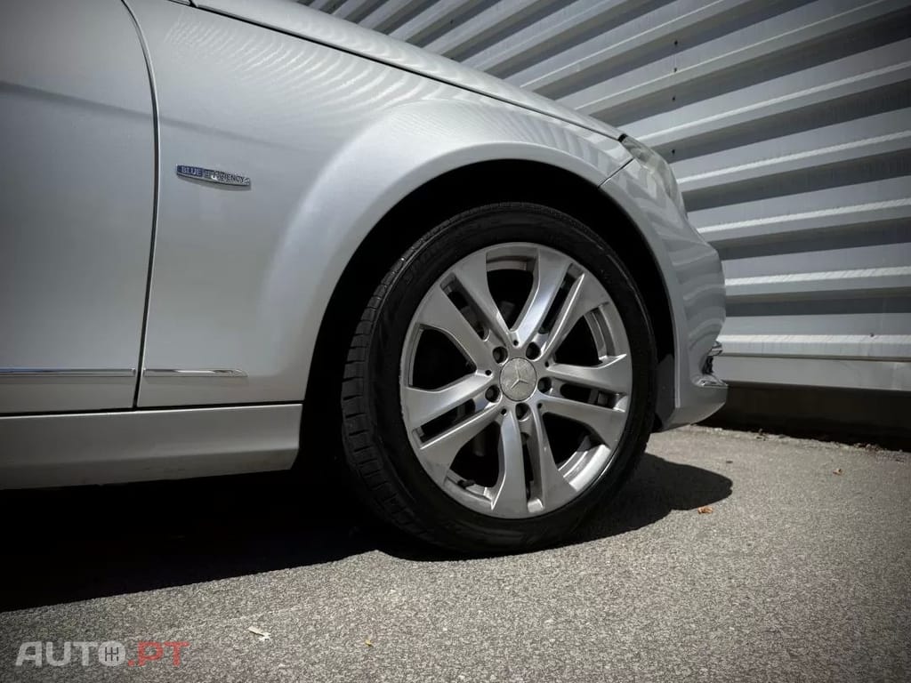 Mercedes-Benz C 200 Station CDI DPF (BlueEFFICIENCY) Avantgarde